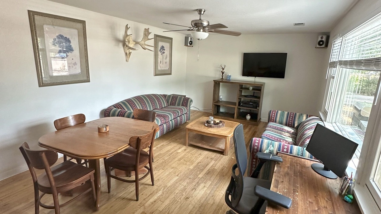 Photo of Livingroom in Old Town West