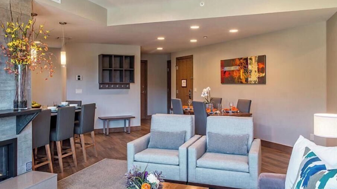 Photo of Livingroom in Boulder Ridge