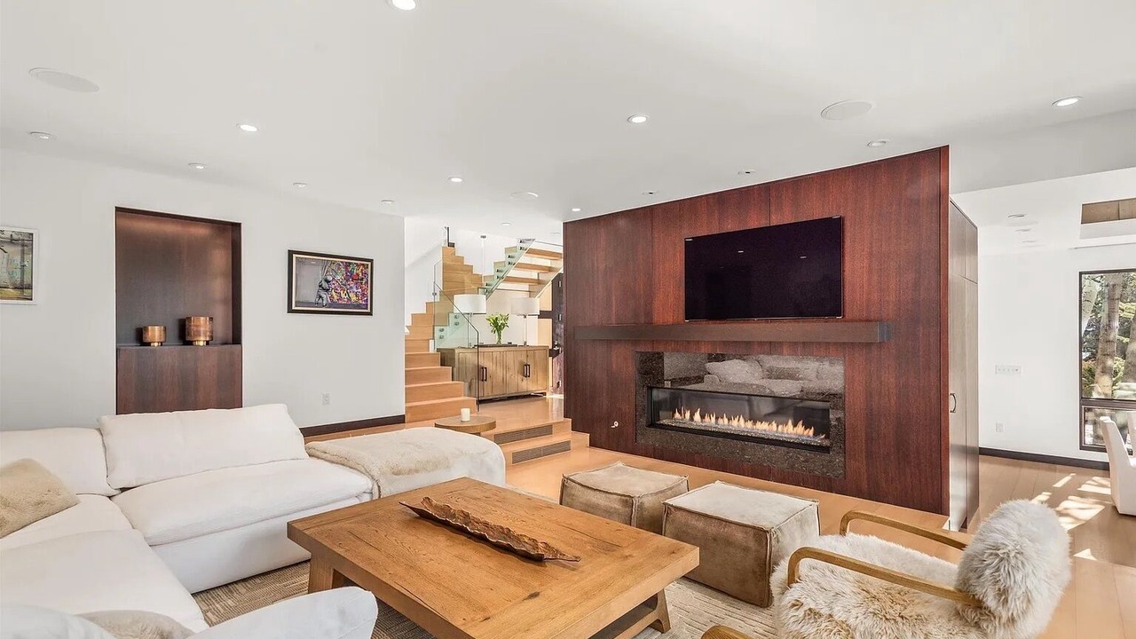 Photo of Livingroom in Red Mountain
