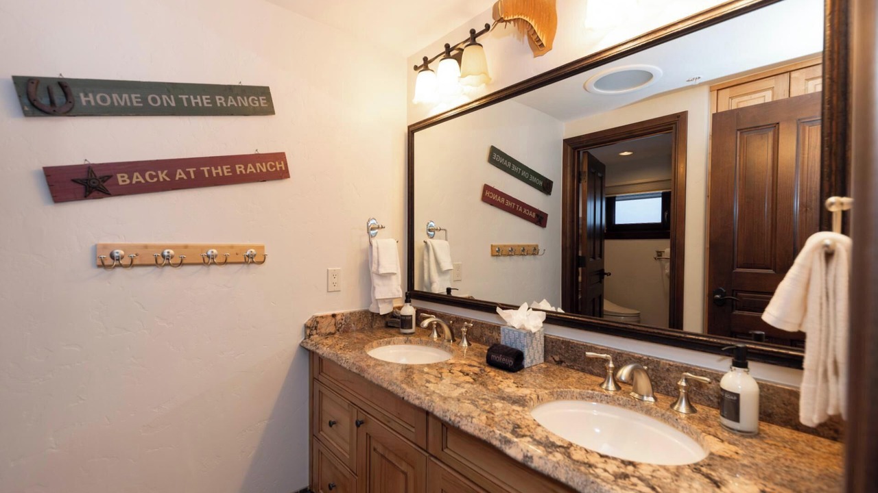 Photo of Bathroom in Copper Mountain
