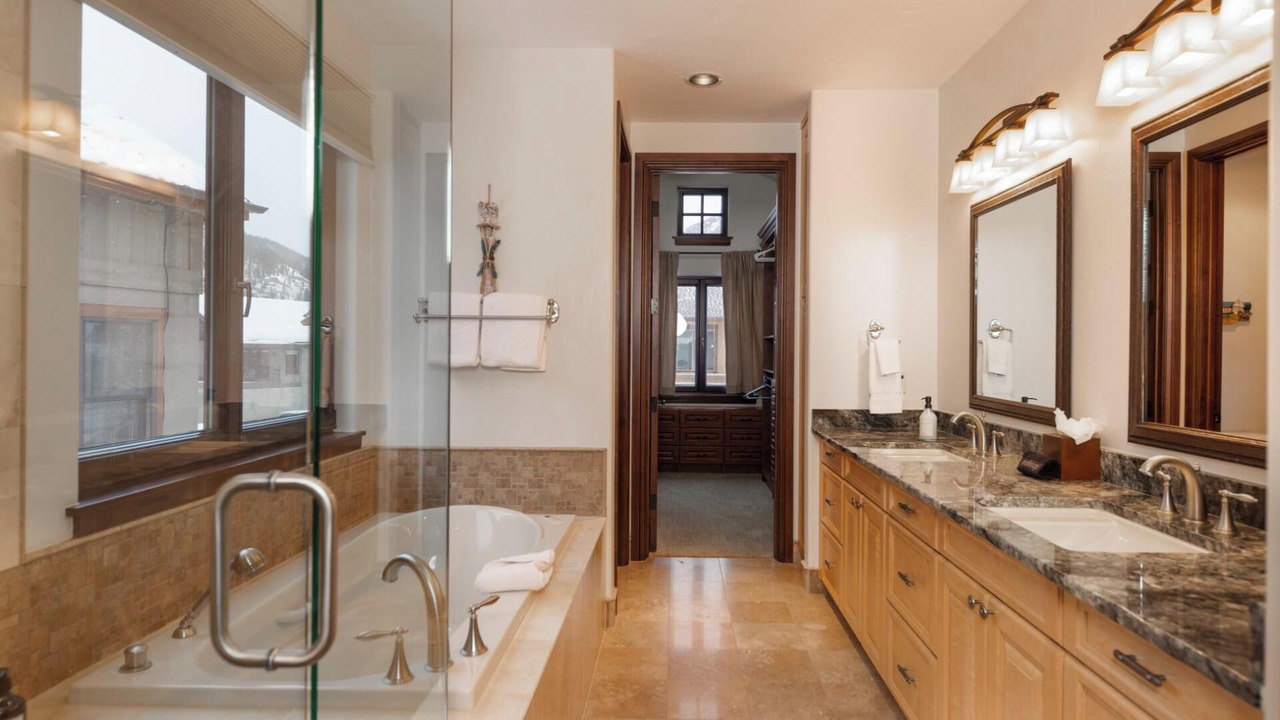 Photo of Bathroom in Copper Mountain