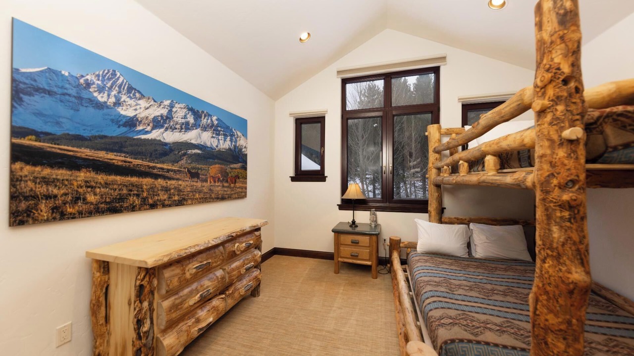 Photo of Bedroom in Copper Mountain