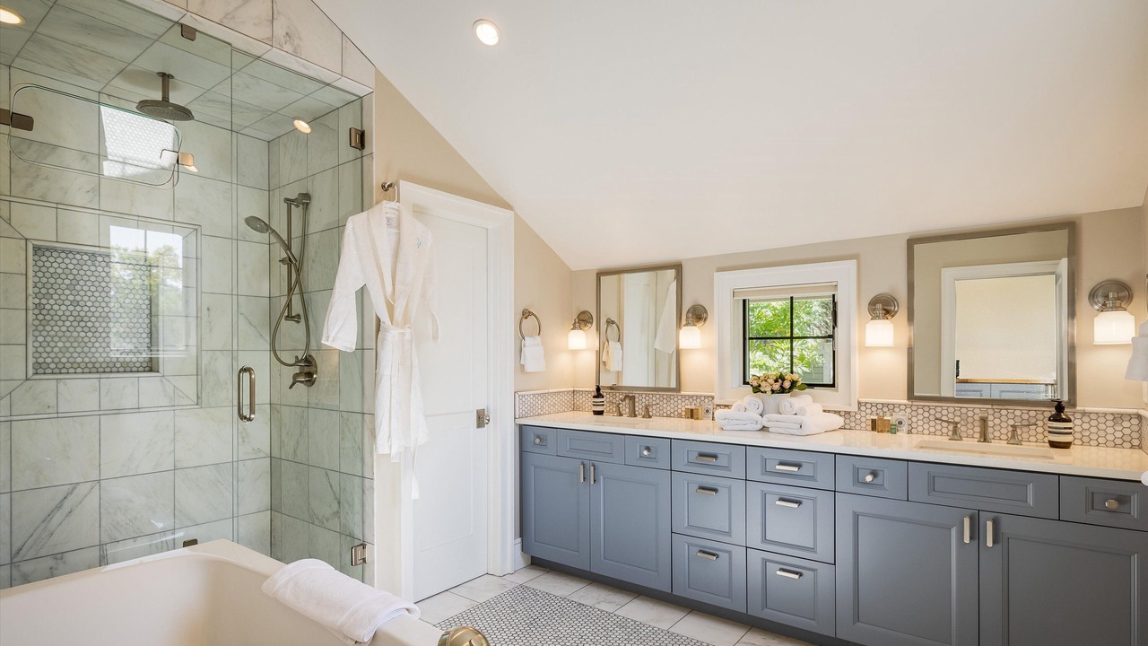 Photo of Bathroom in Whittier