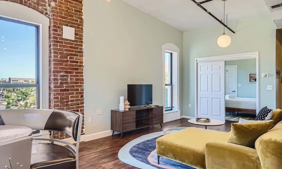 Photo of Bedroom in Ballpark
