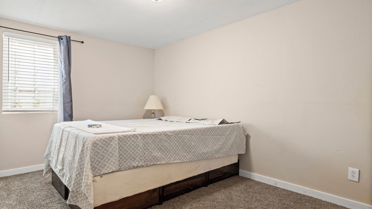 Photo of Bedroom in Aurora