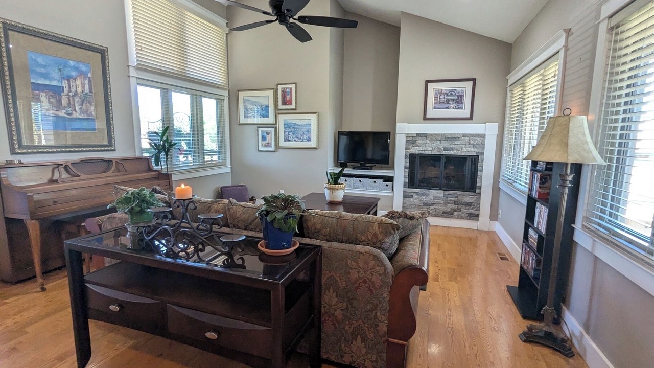 Photo of Livingroom in Littleton