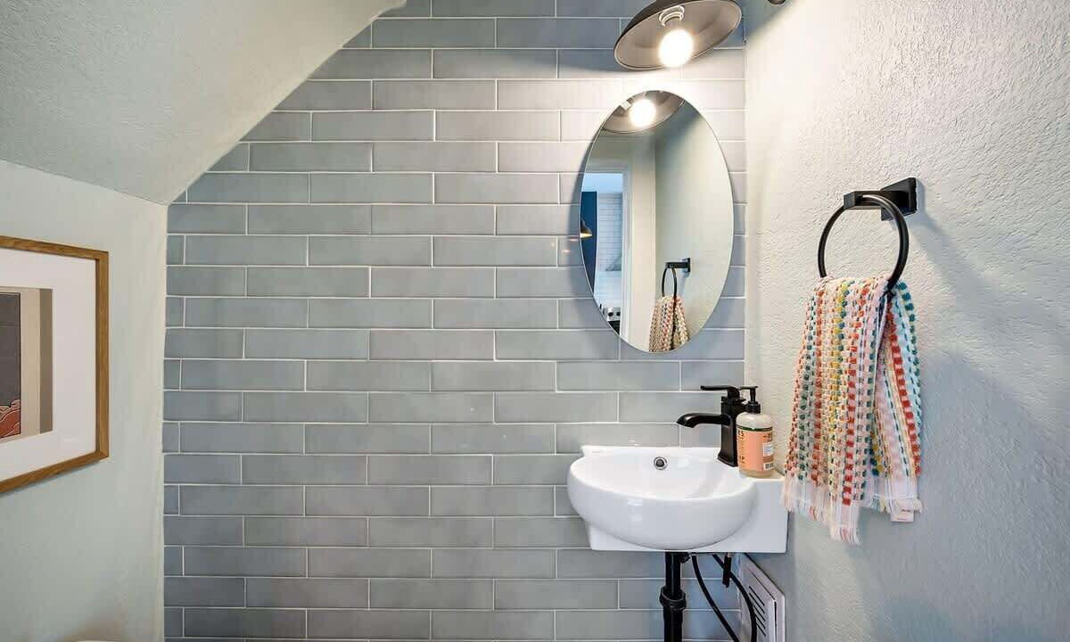 Photo of Bathroom in Speer