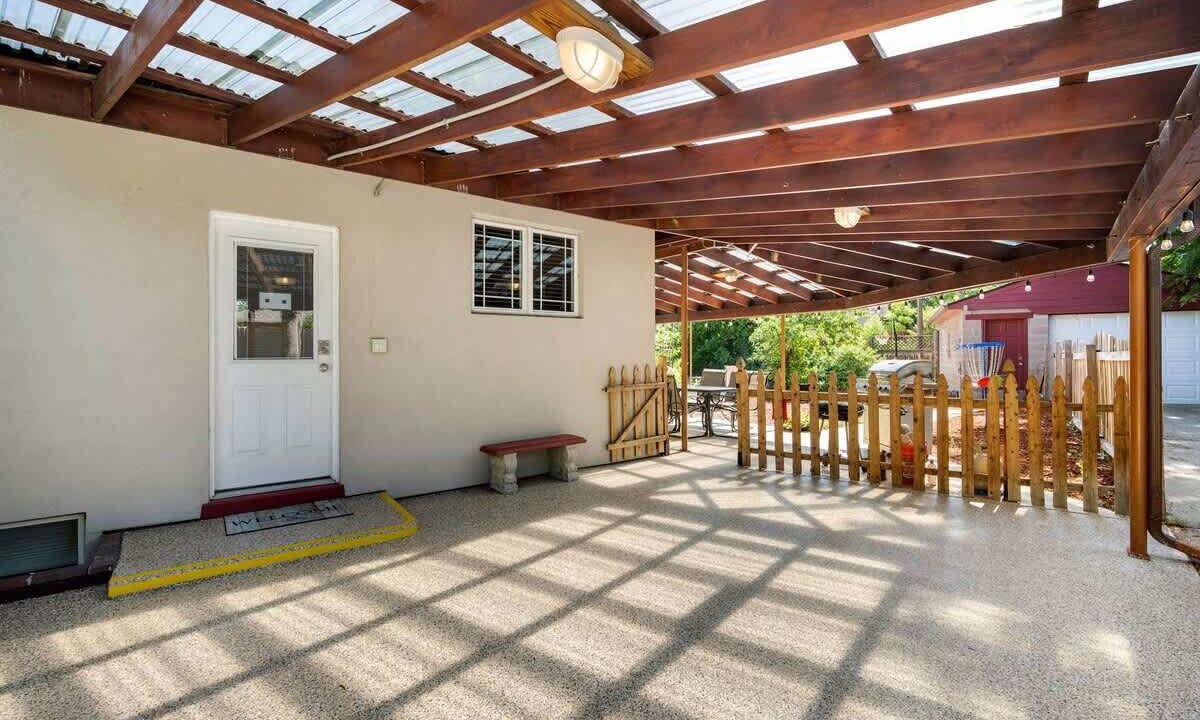 Photo of Patio Balcony in Berkley