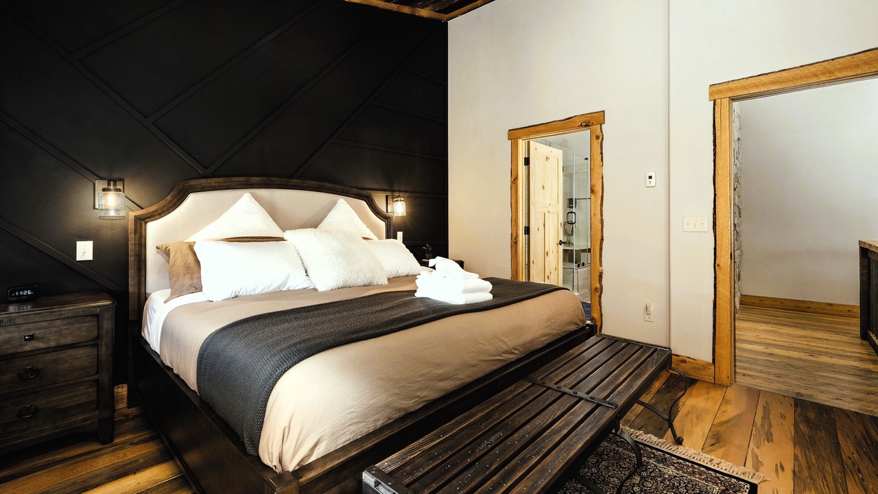 Photo of Bedroom in Grand Lake