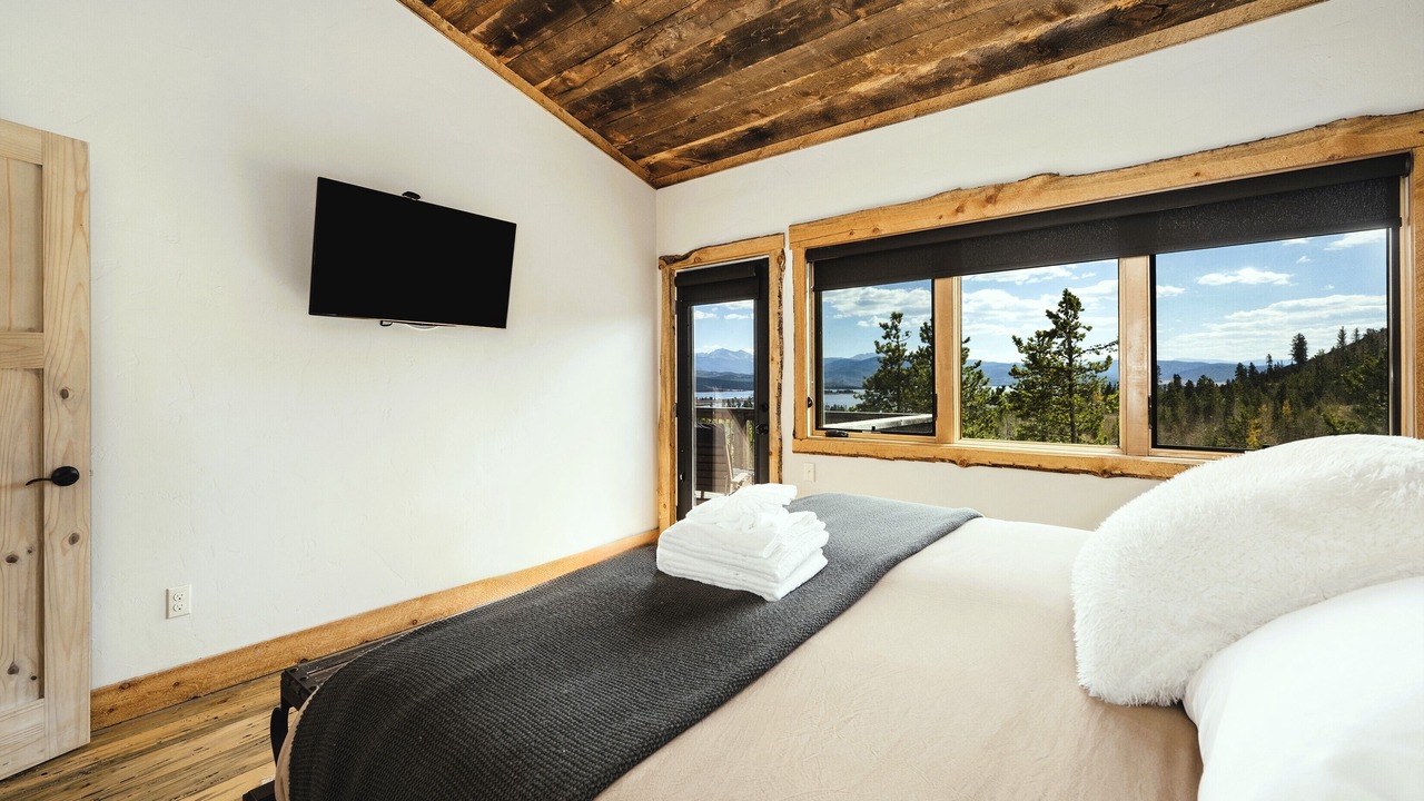 Photo of Bedroom in Grand Lake