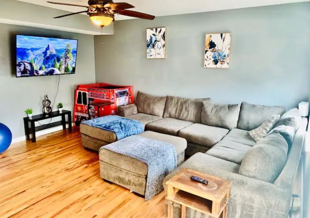 Photo of Livingroom in Security-Widefield
