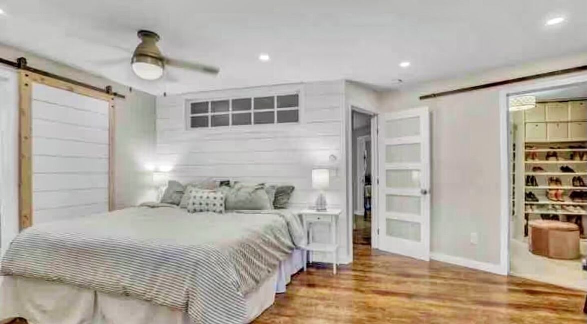 Photo of Bedroom in Pine Brook Hill