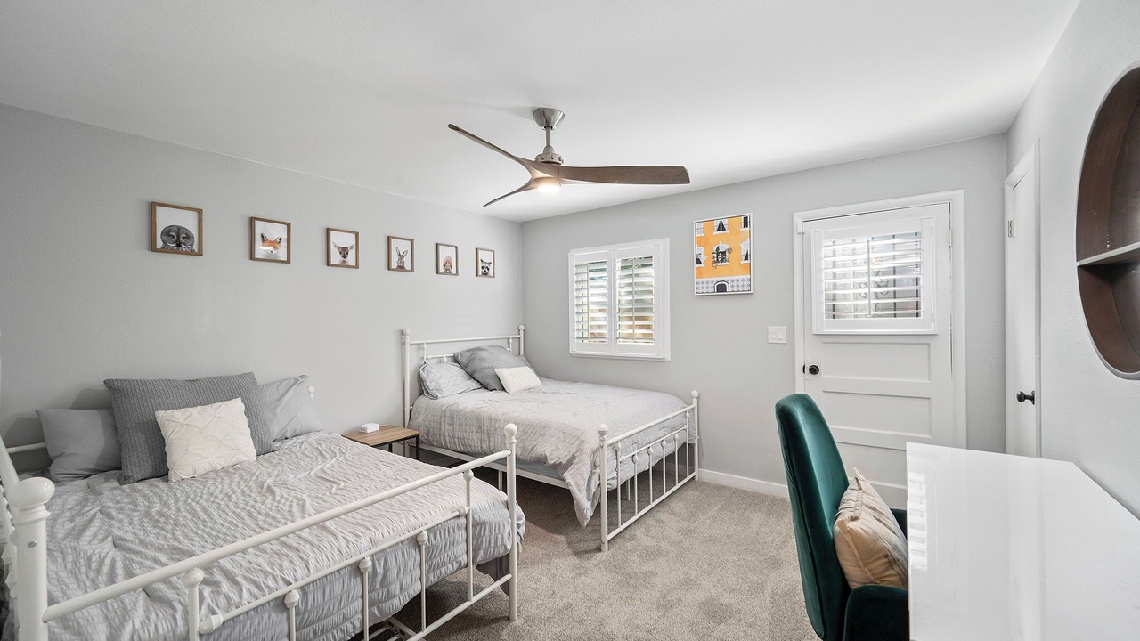 Photo of Bedroom in Edgewater
