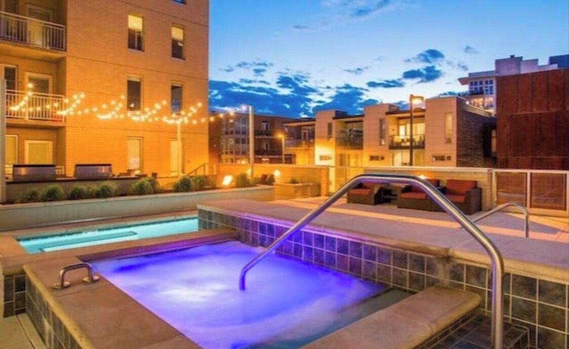 Photo of Outdoor in Uptown