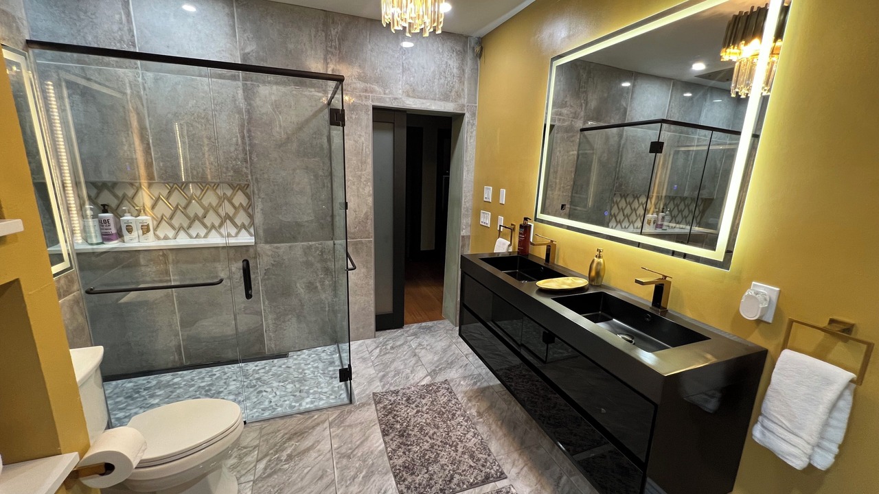 Photo of Bathroom in Capitol Hill