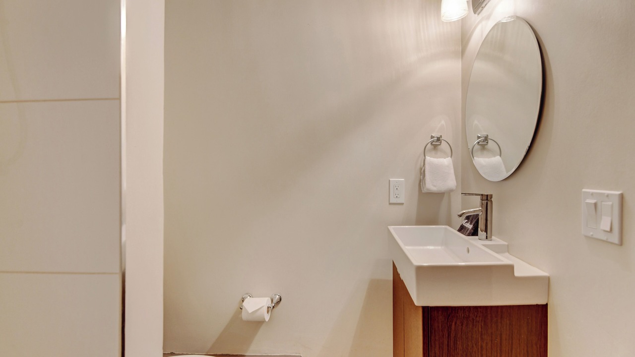 Photo of Bathroom in Sunset Ridge