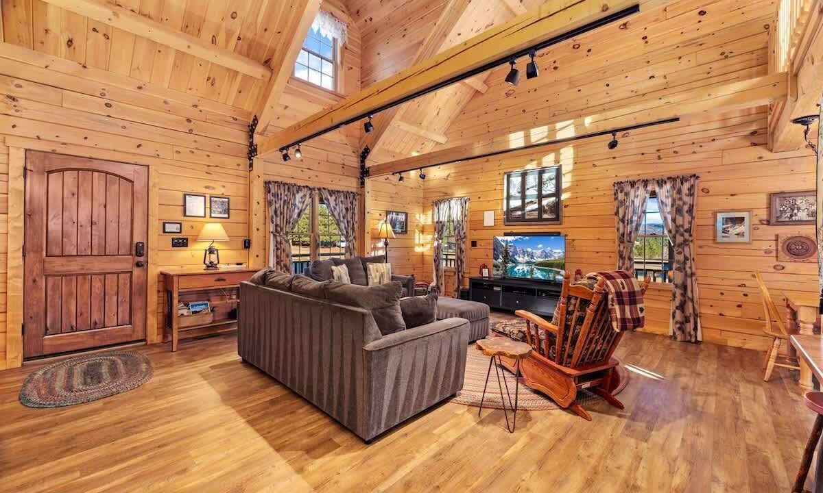 Photo of Livingroom in Carriage Hills