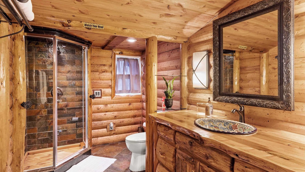 Photo of Bathroom in Cascade-Chipita Park