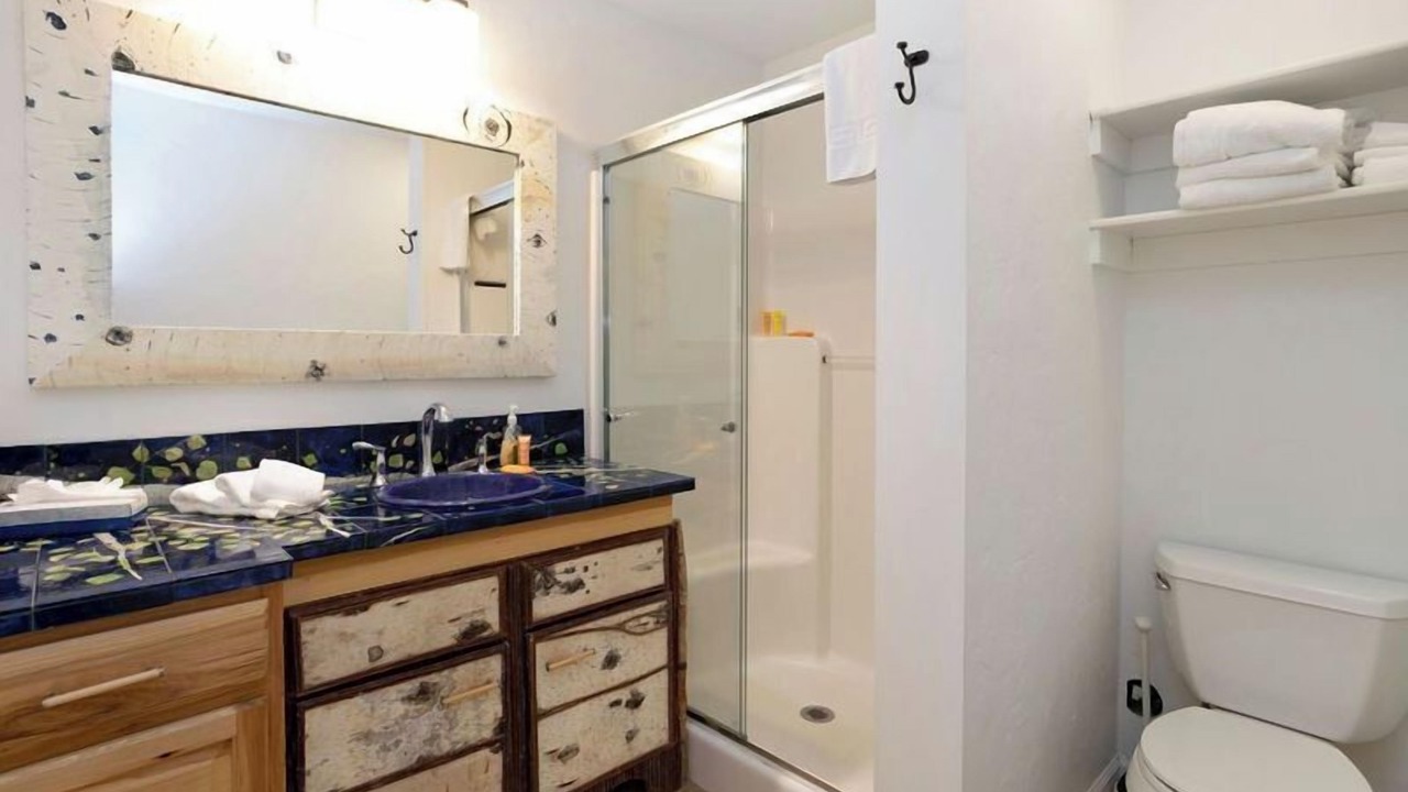Photo of Bathroom in Edwards