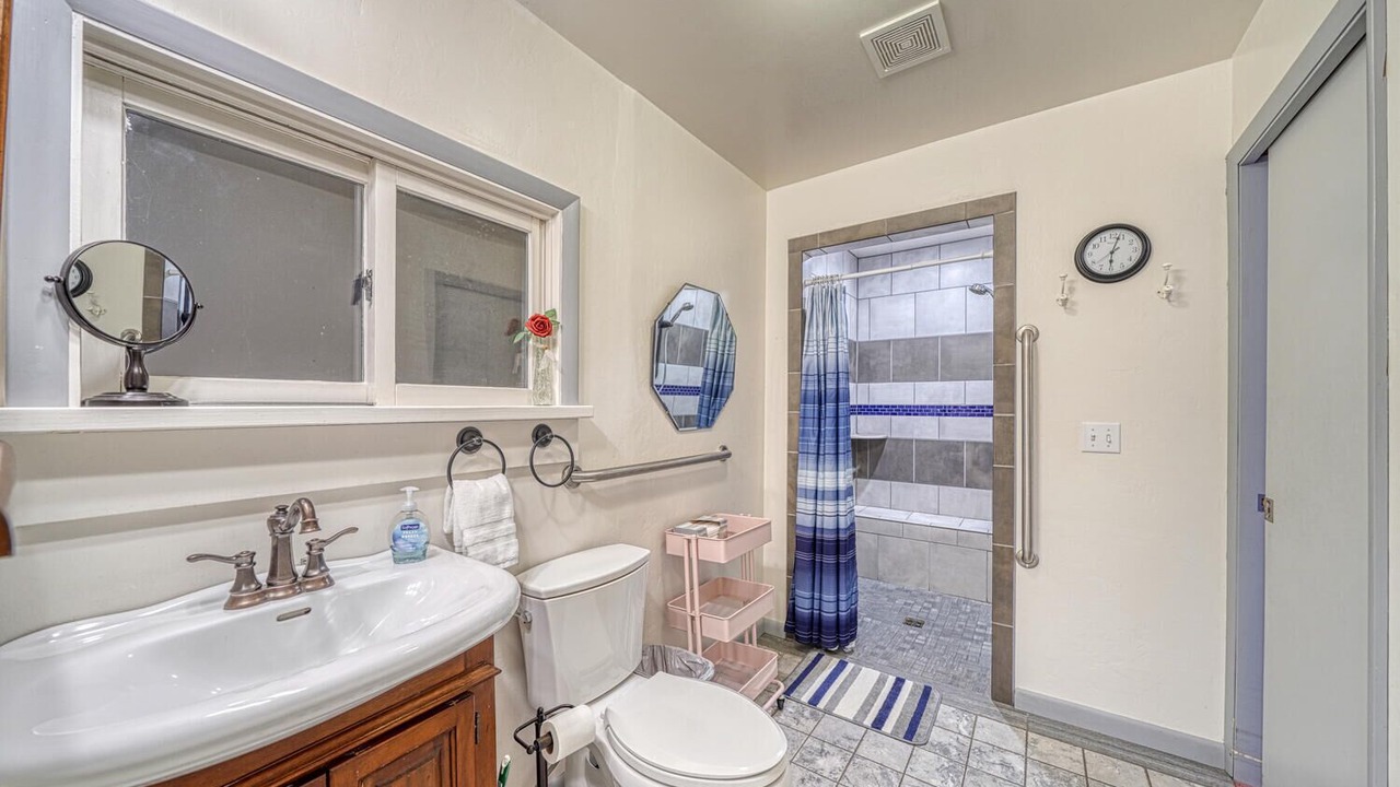 Photo of Bathroom in Salida