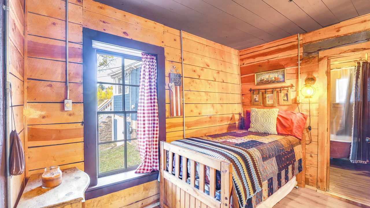 Photo of Bedroom in Cripple Creek