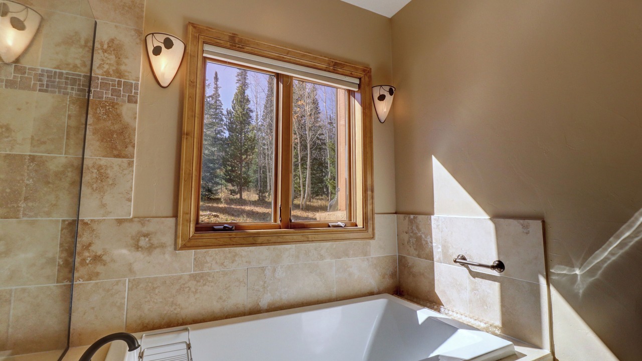 Photo of Bathroom in Three Peaks