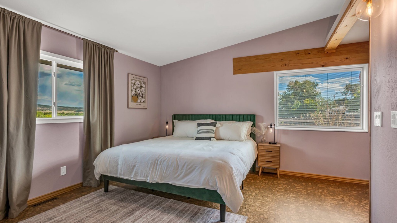 Photo of Bedroom in Lincoln Park