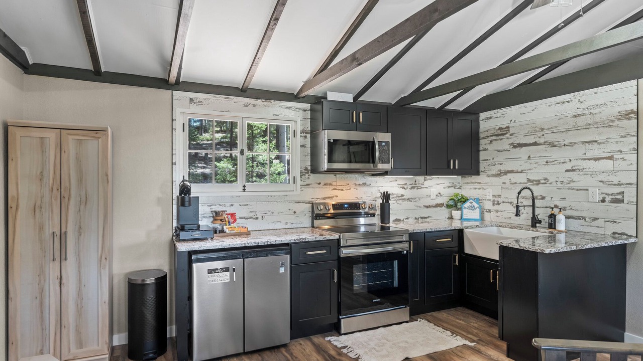 Photo of Kitchen in Divide