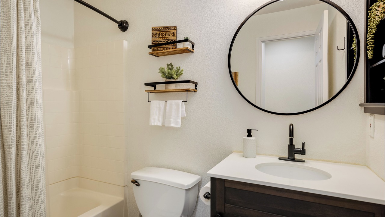 Photo of Bathroom in Northeast Park Hill