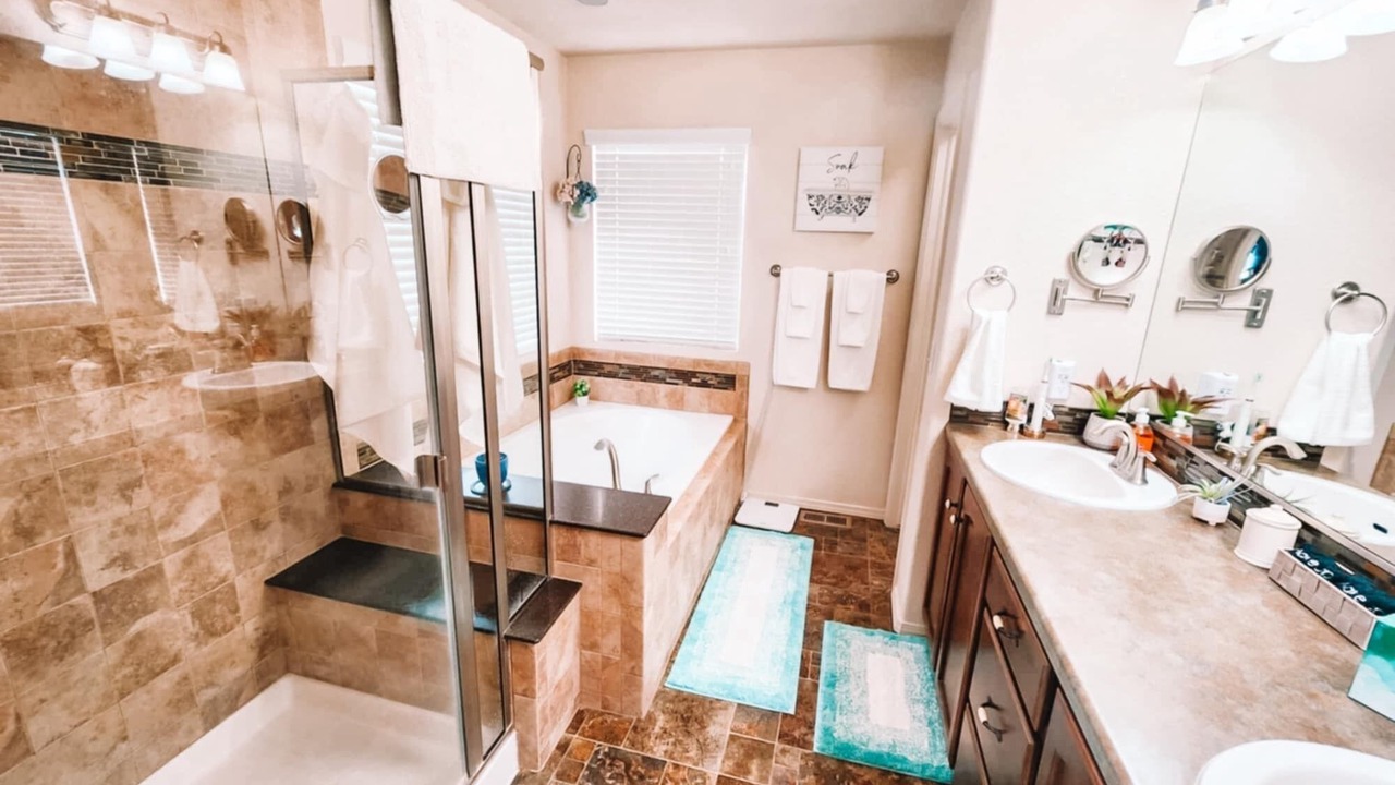 Photo of Bathroom in Elbert