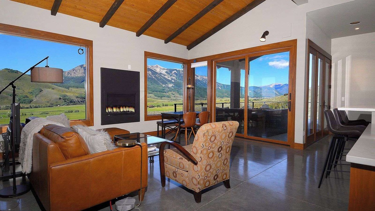 Photo of Livingroom in Crested Butte South