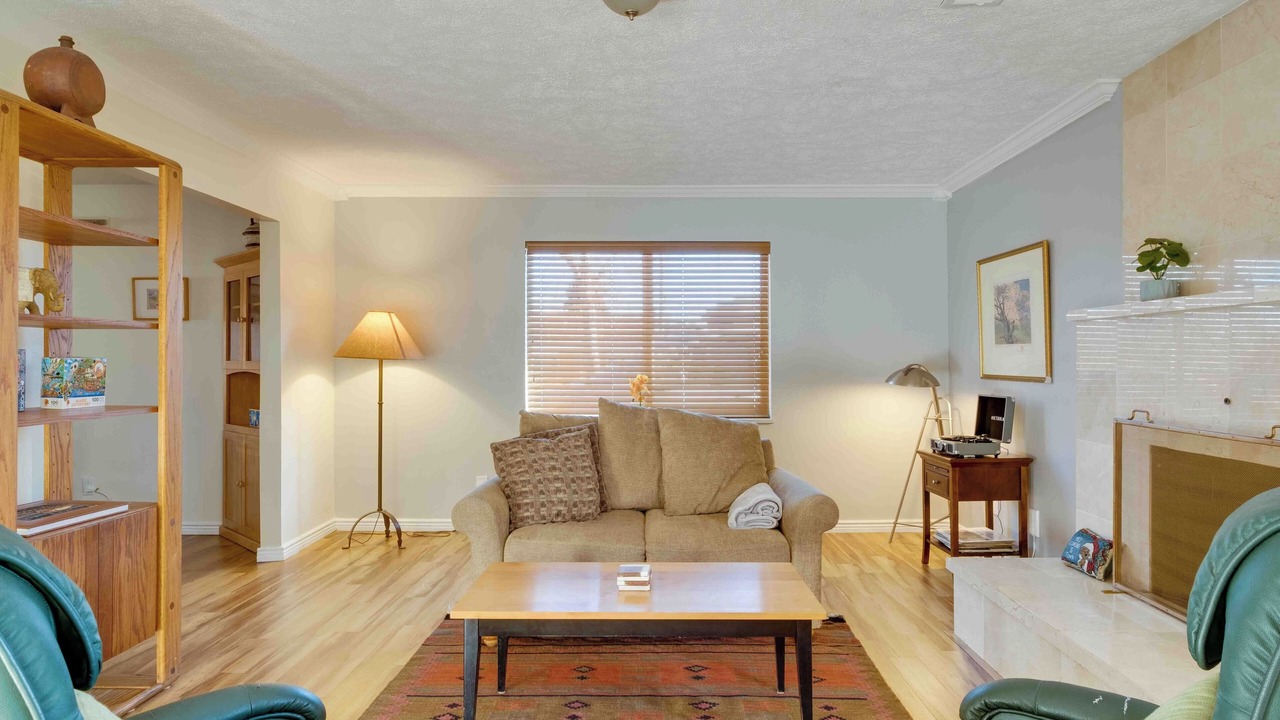 Photo of Livingroom in Jewell Heights - Hoffman Heights