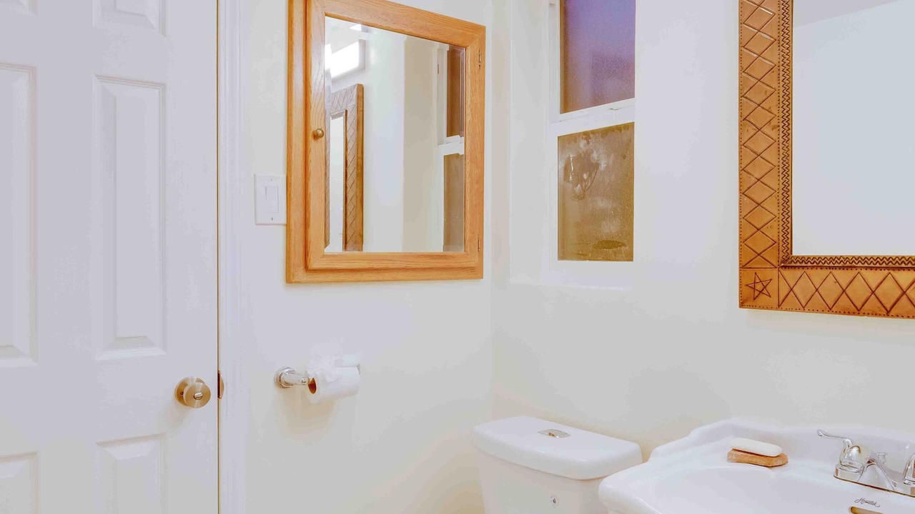 Photo of Bathroom in Jewell Heights - Hoffman Heights