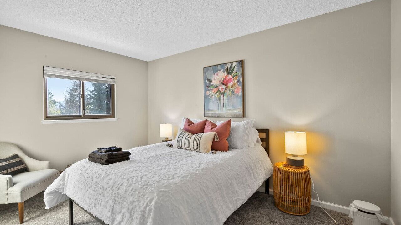 Photo of Bedroom in Monument