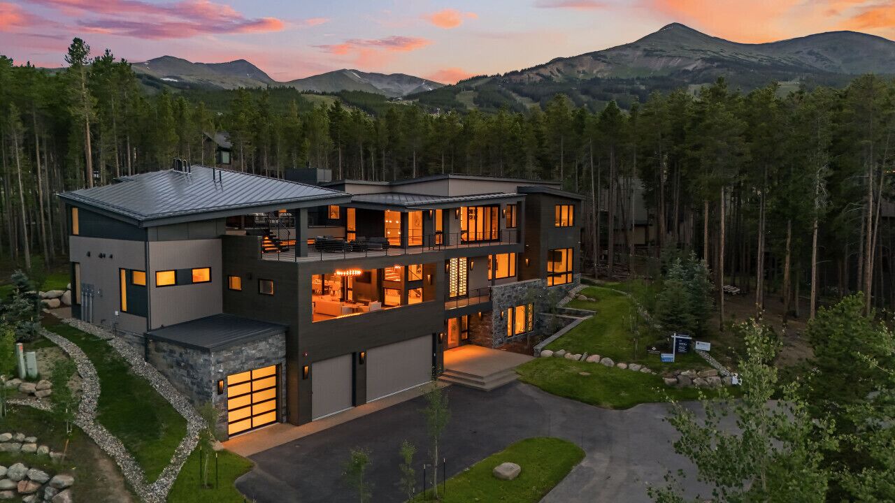 Photo of Others in Boulder Ridge