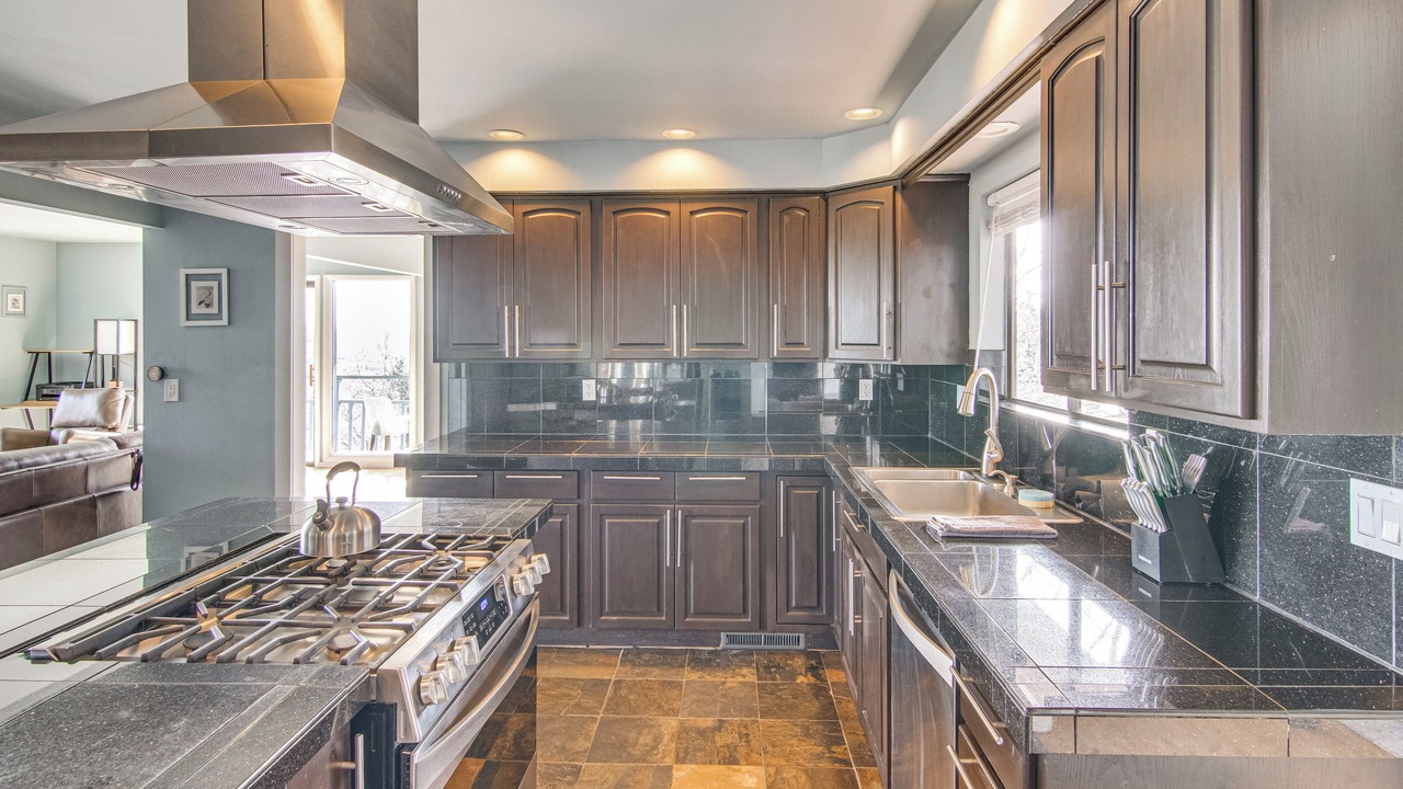 Photo of Kitchen in Skyway
