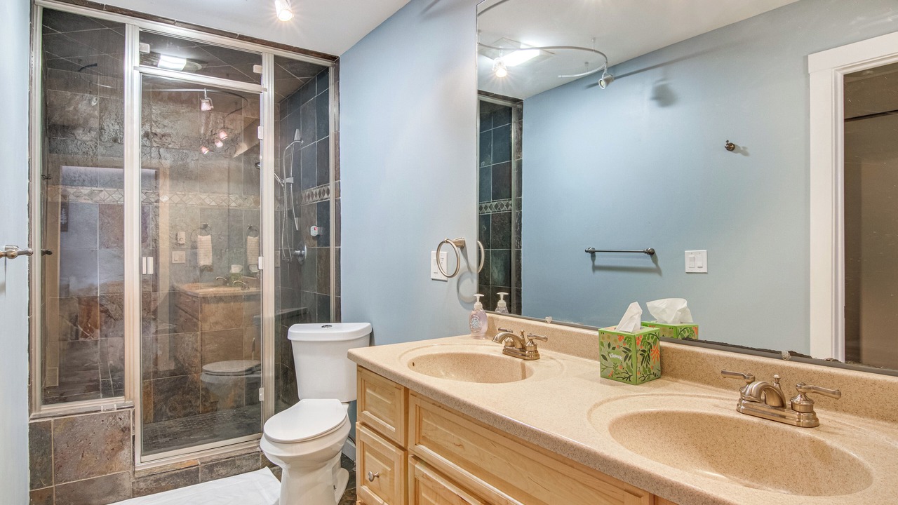 Photo of Bathroom in Skyway