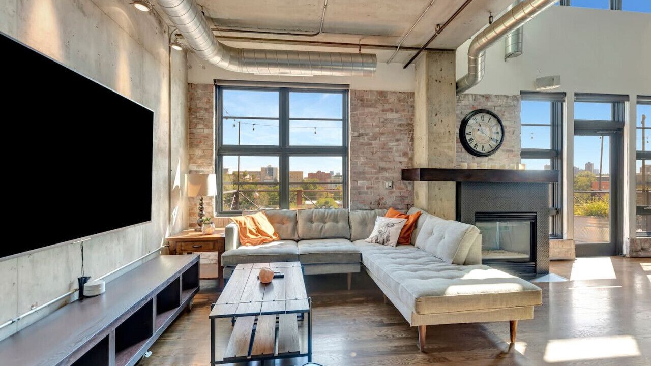 Photo of Livingroom in Five Points