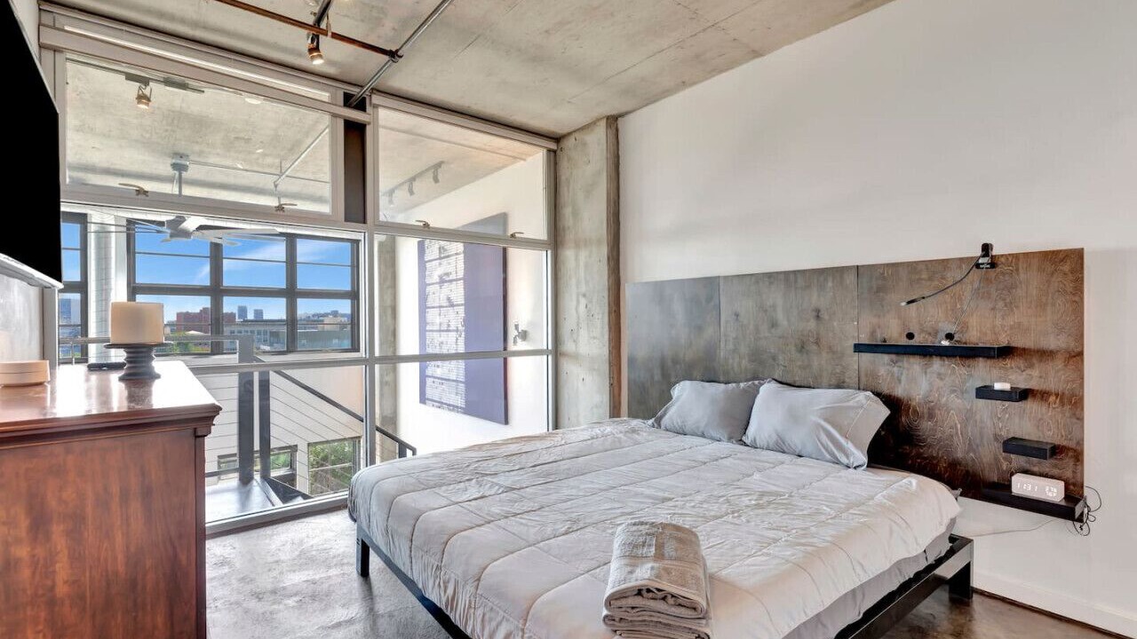 Photo of Bedroom in Five Points