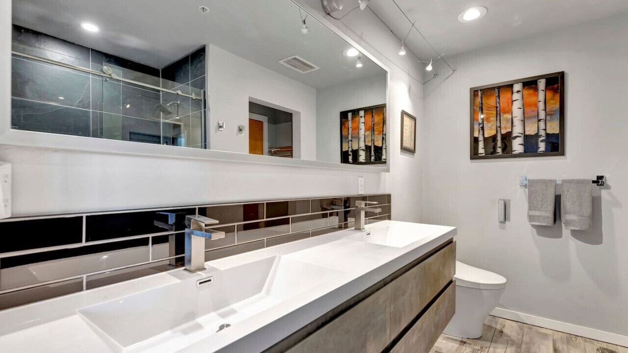 Photo of Bathroom in Five Points