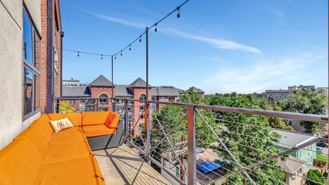 Photo of Outdoor in Five Points