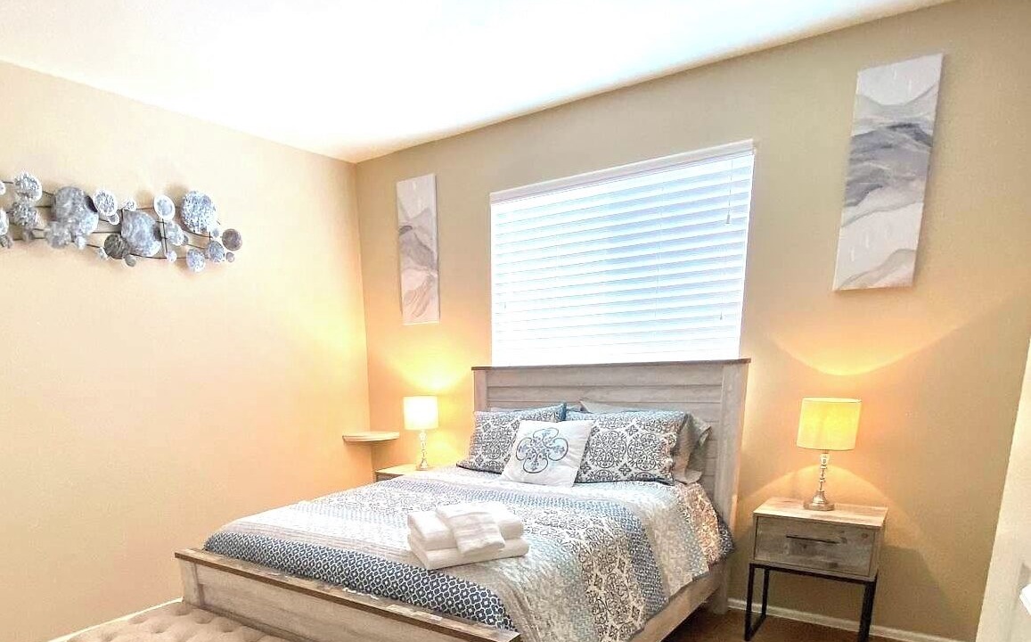 Photo of Bedroom in Aurora