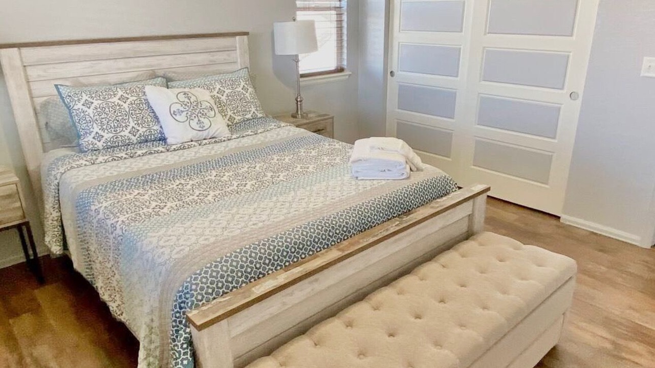 Photo of Bedroom in Aurora