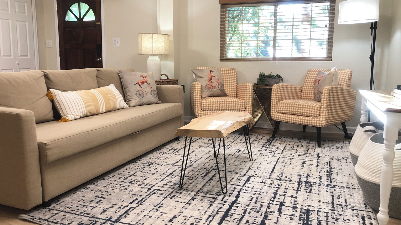 Photo of Livingroom in Central Colorado Springs
