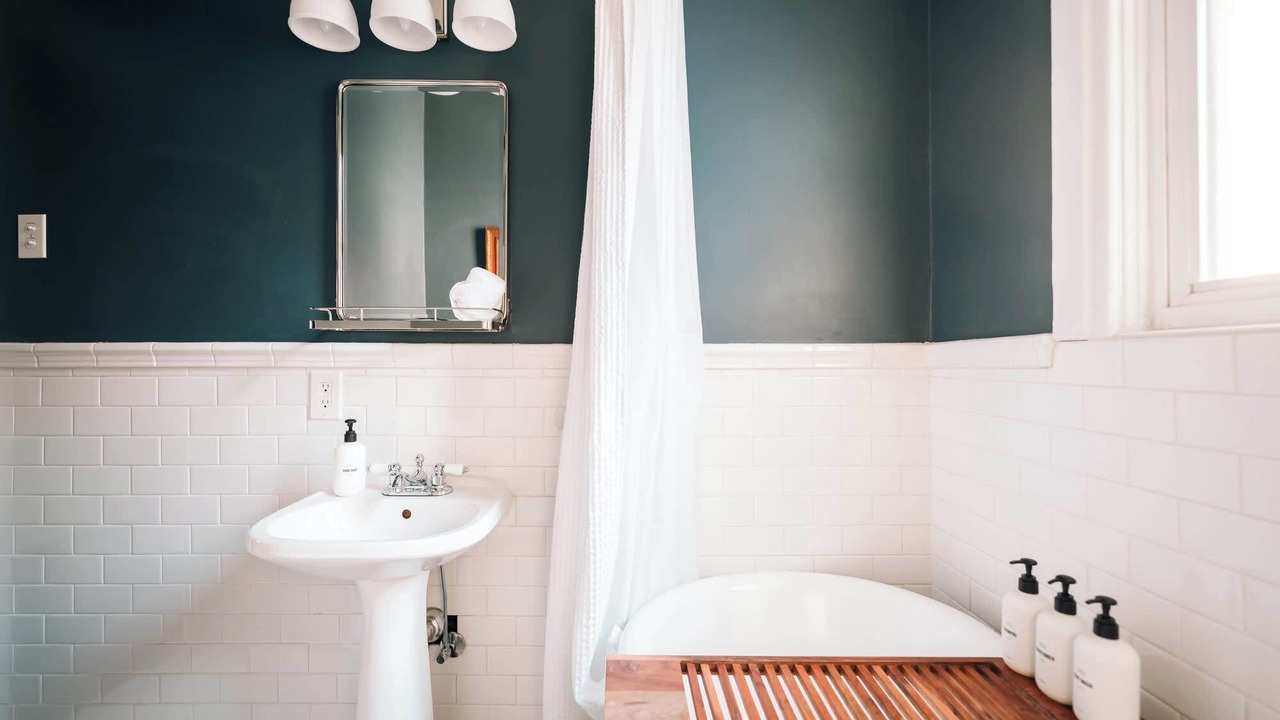 Photo of Bathroom in Cole