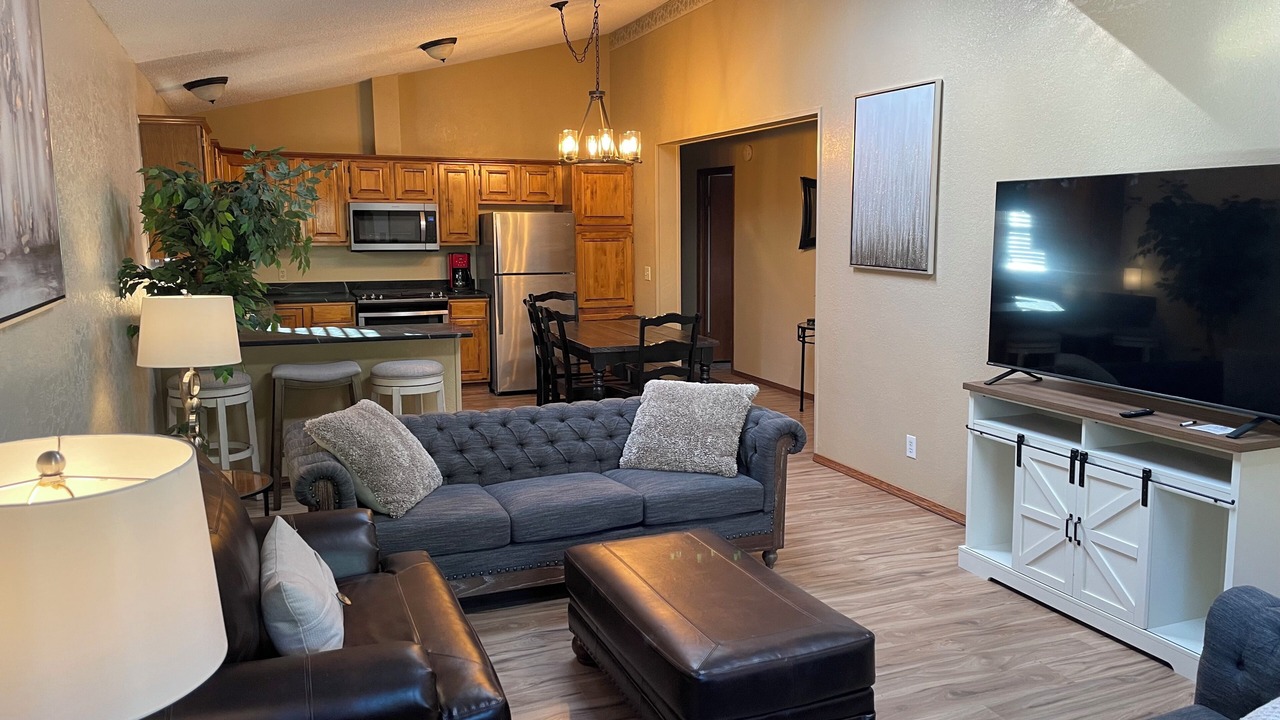 Photo of Livingroom in Berkley