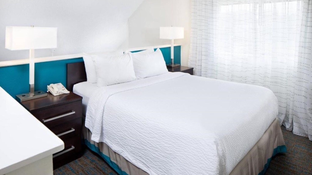 Photo of Bedroom in Jefferson Park