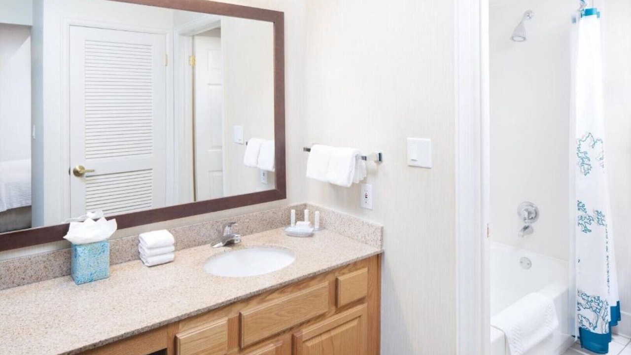 Photo of Bathroom in Jefferson Park