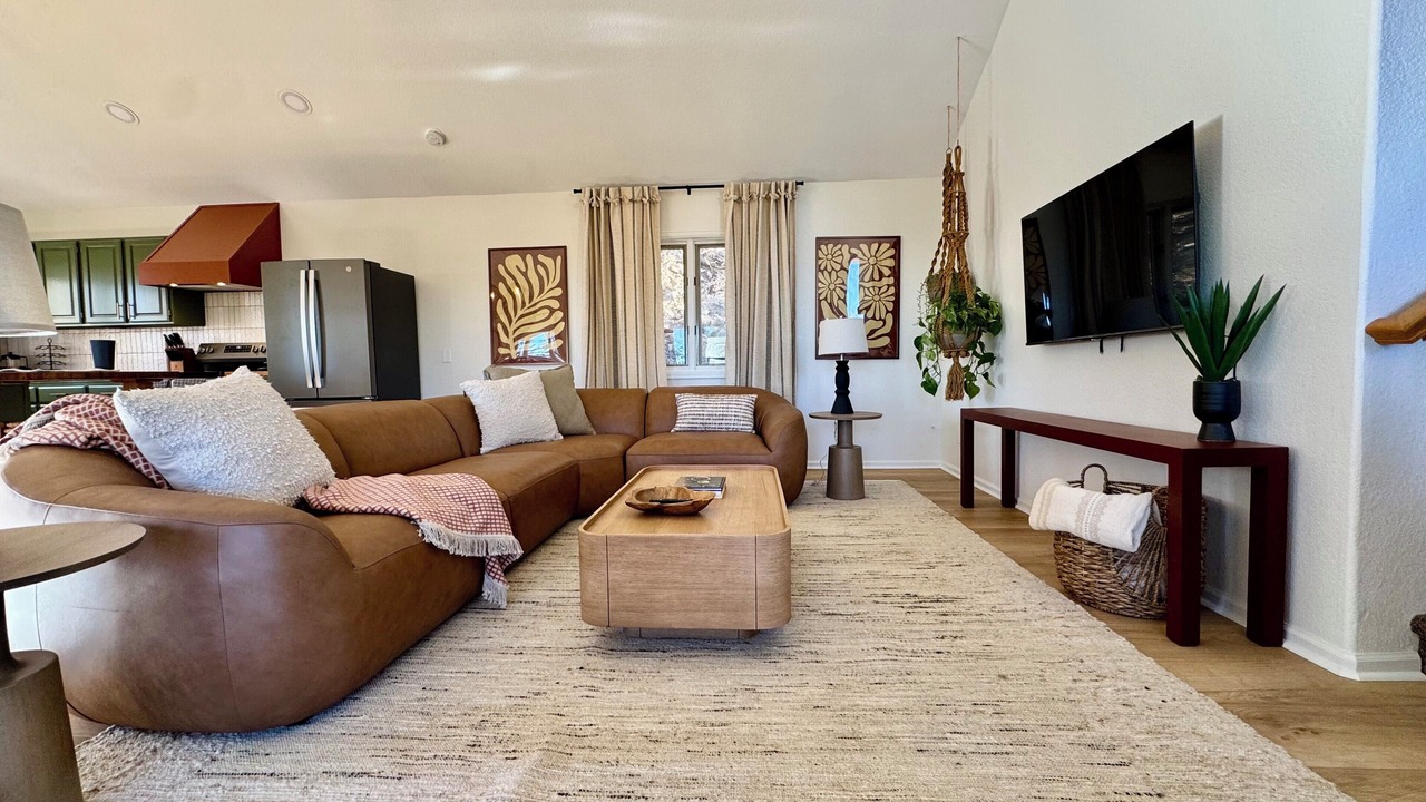 Photo of Livingroom in Morrison