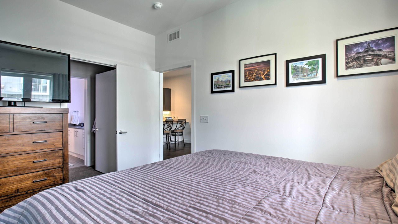 Photo of Bedroom in Curtis Park